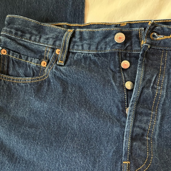 Levi 501 Jeans Button Up Jeans - Picture 2 of 2